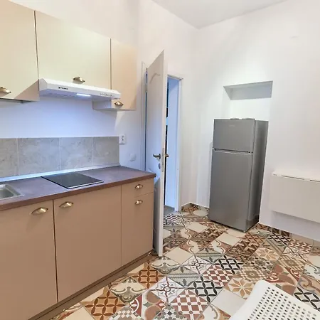 Stanford Gara De Nord Готель 3*