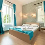 Stanford Gara De Nord Szálloda 3*