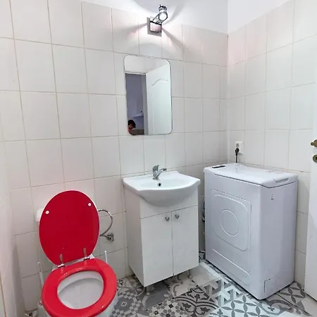 Stanford Gara De Nord