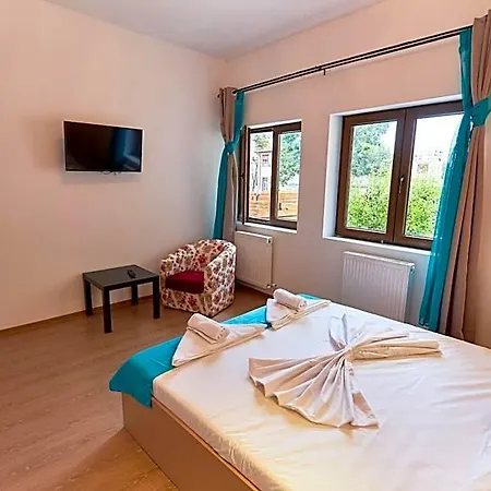 Stanford Gara De Nord 3*