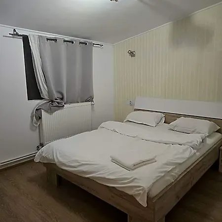 Stanford Gara De Nord Hotel 3*