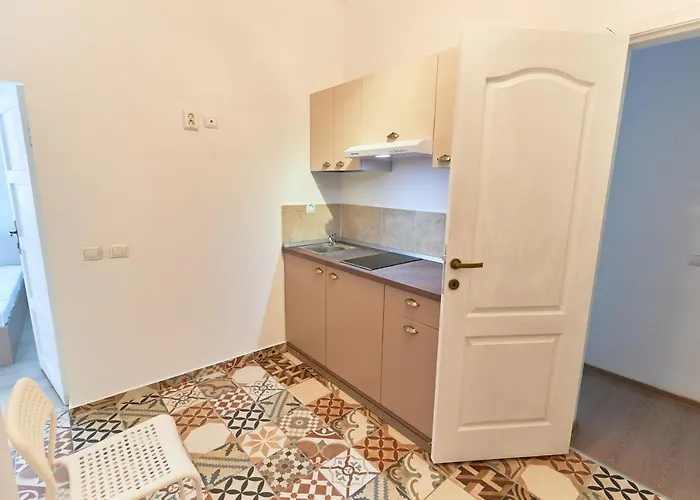 Stanford Gara De Nord Bukarest