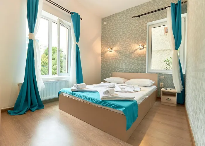 Stanford Gara De Nord Szálloda 3*