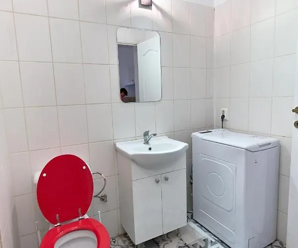 Stanford Gara De Nord