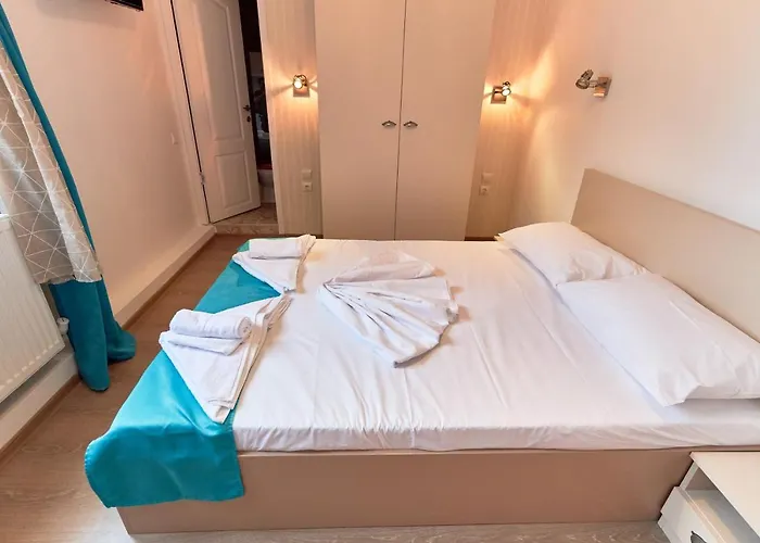 Stanford Gara De Nord Szálloda 3*