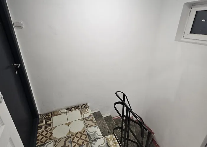 Stanford Gara De Nord Bukarest