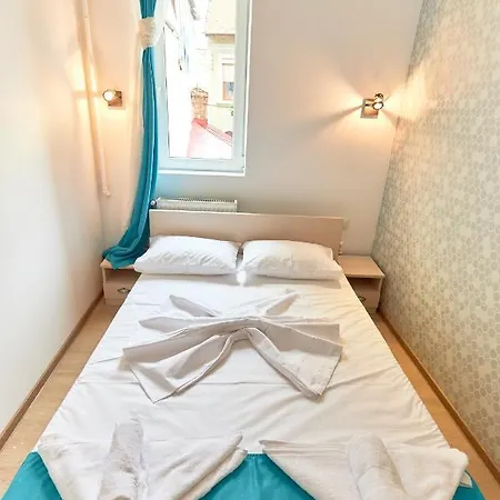 Stanford Gara De Nord ブカレスト