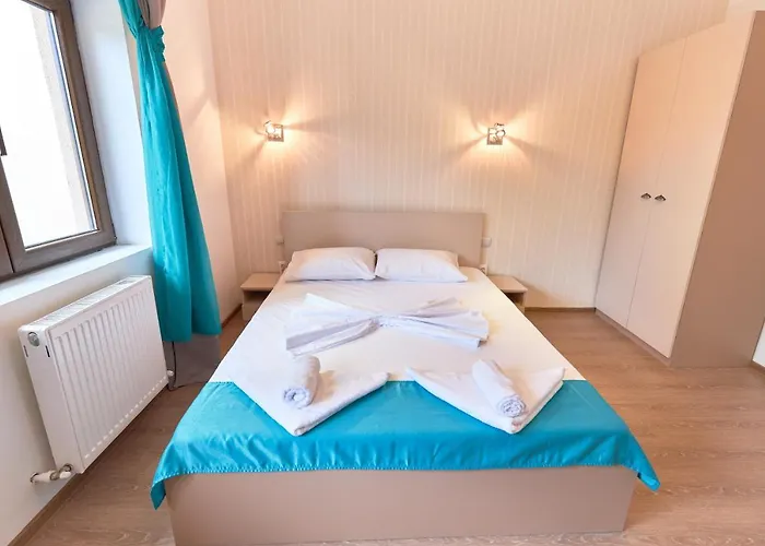 Stanford Gara De Nord 3*